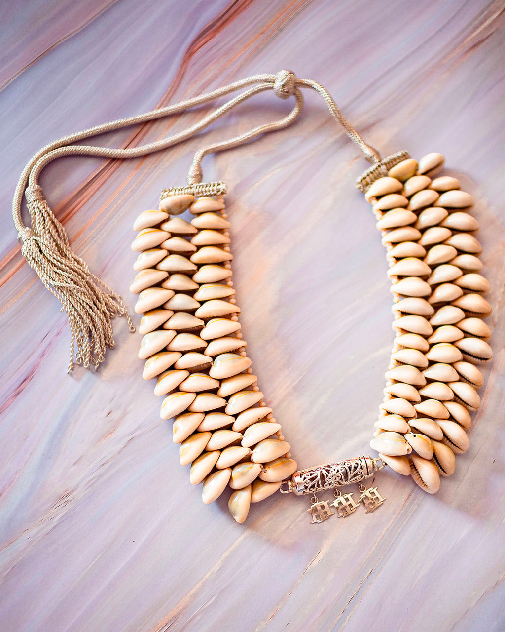 Seashells necklace